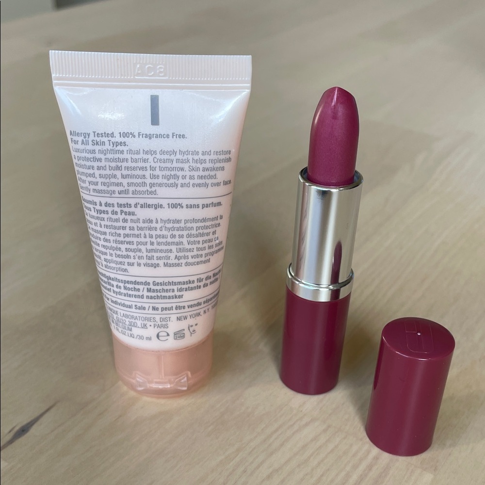 NIP Clinique Lipstick, Travel Items with Marimekko Cosmetic Bag - Picture 5 of 10